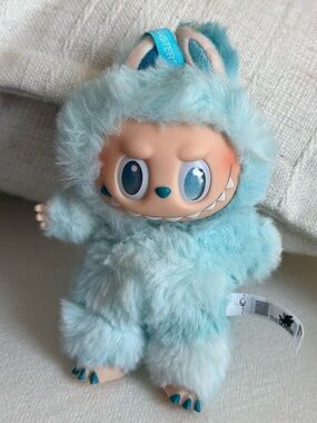 NEW AUTHENTIC POPMART THE MONSTERS Big into Energy Plush Pendant - HOPE